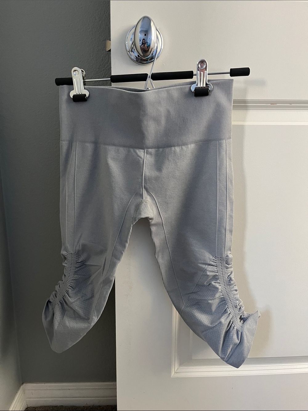 lululemon athletica Light Gray Ruched Capri Leggings
